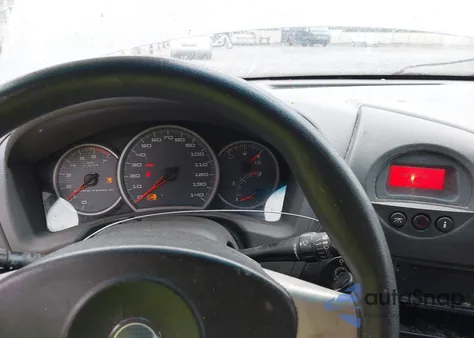 2005 Pontiac Grand Prix z USA, uszkodzony, nr VIN 2G2WP542251296315